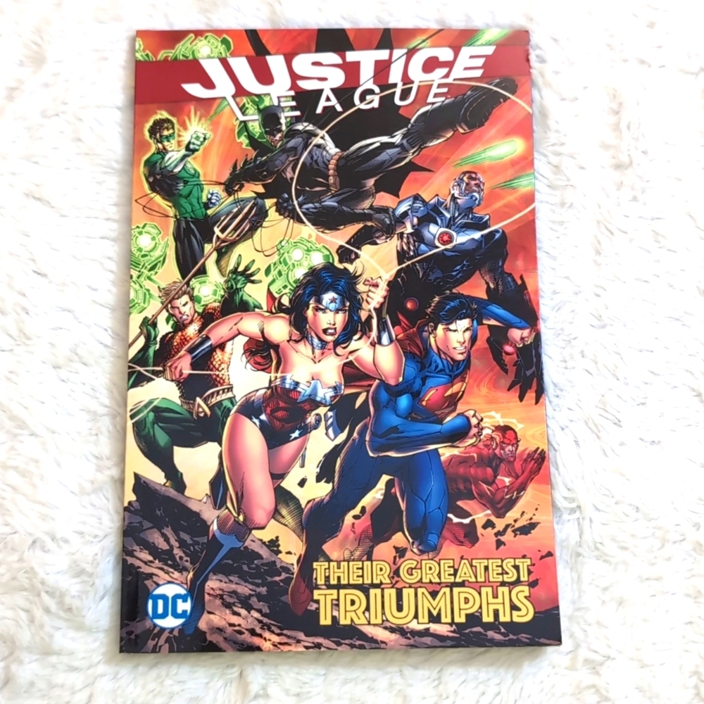 DC Comics| Justice League Their Greatest Triumphs